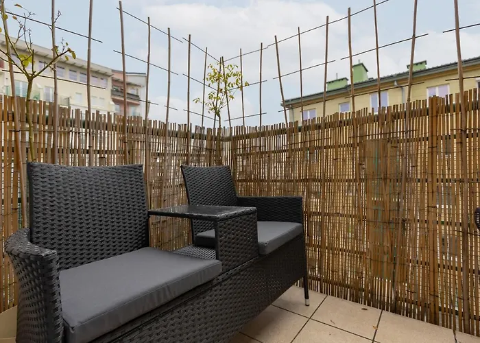 Metro Bemowo Two-storey Pelczynskiego By Renters Апартаменты Варшава