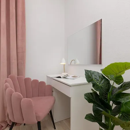 Metro Bemowo Two-storey Pelczynskiego By Renters Varsovia