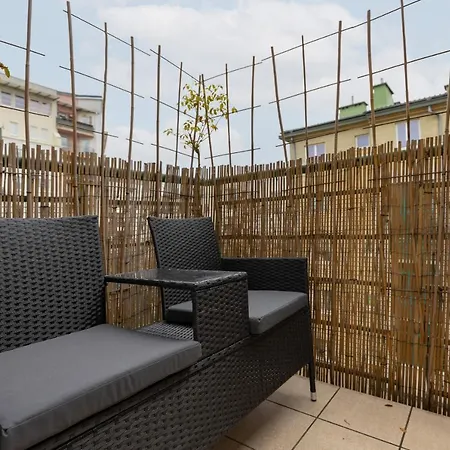 Metro Bemowo Two-storey Pelczynskiego By Renters 아파트 바르샤바